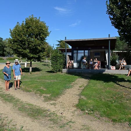 Les Roulottes & Cottages Du Moulin Chenillé-Changé Exterior foto